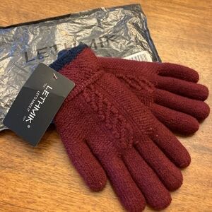 Women's Burgundy Knit Gloves